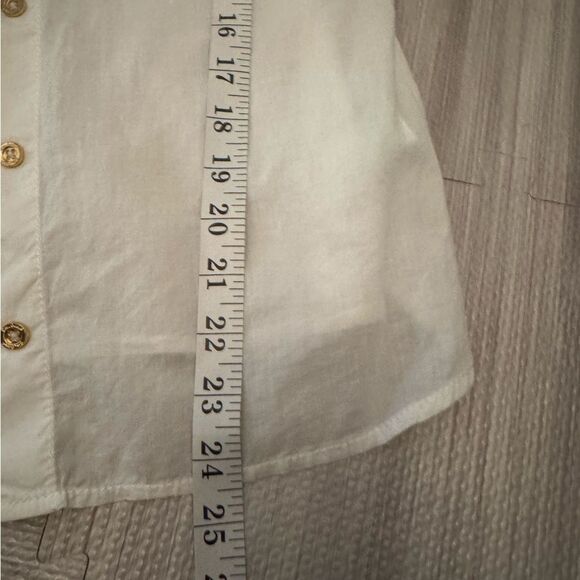 Lilly Pulitzer Solid White Cruiser Camp Shirt Gold Button Front 100% Cotton 0 - Picture 7 of 7
